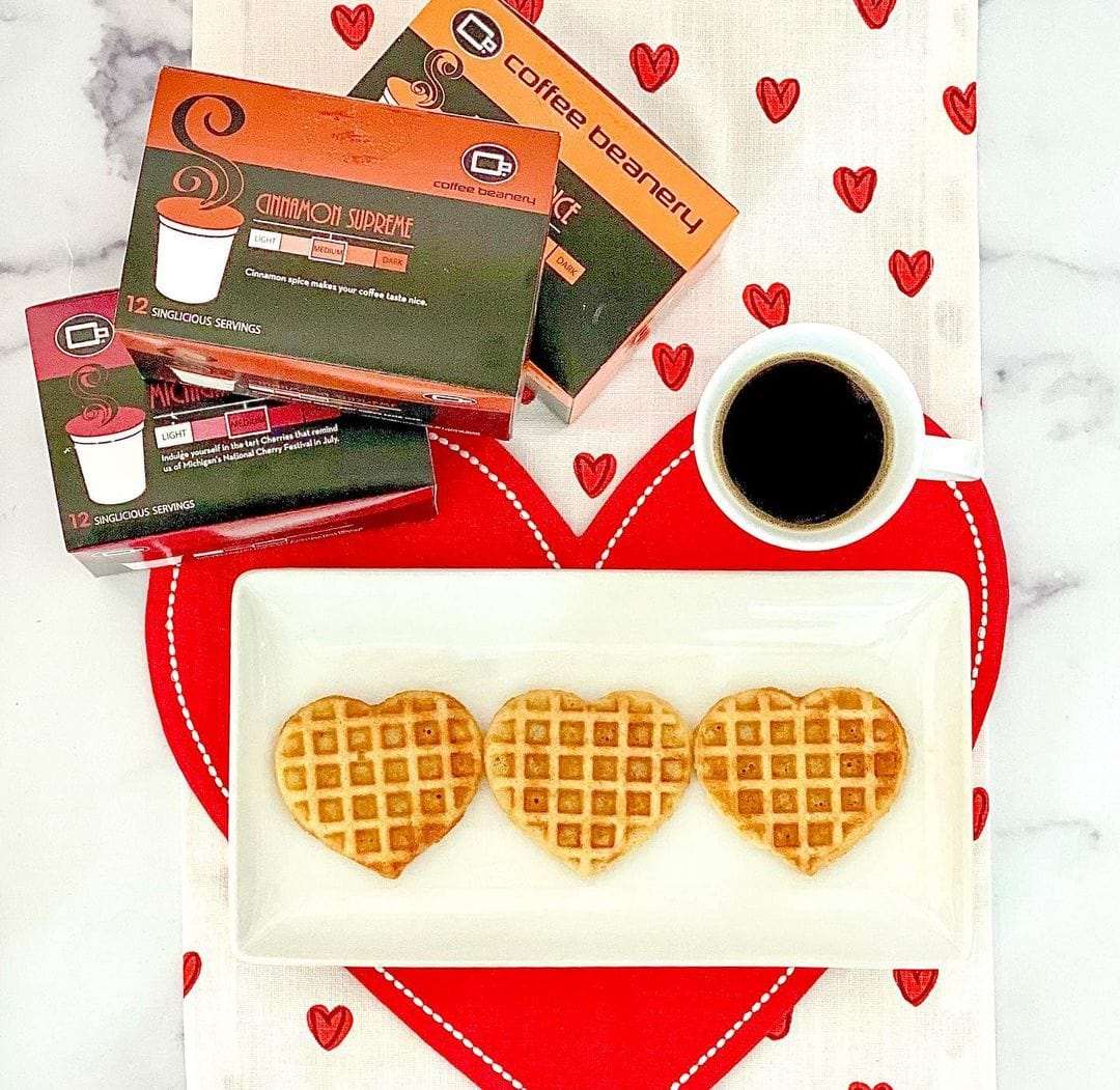 Cinnamon Spice Flavored Decaf Coffee Pods - Image 6