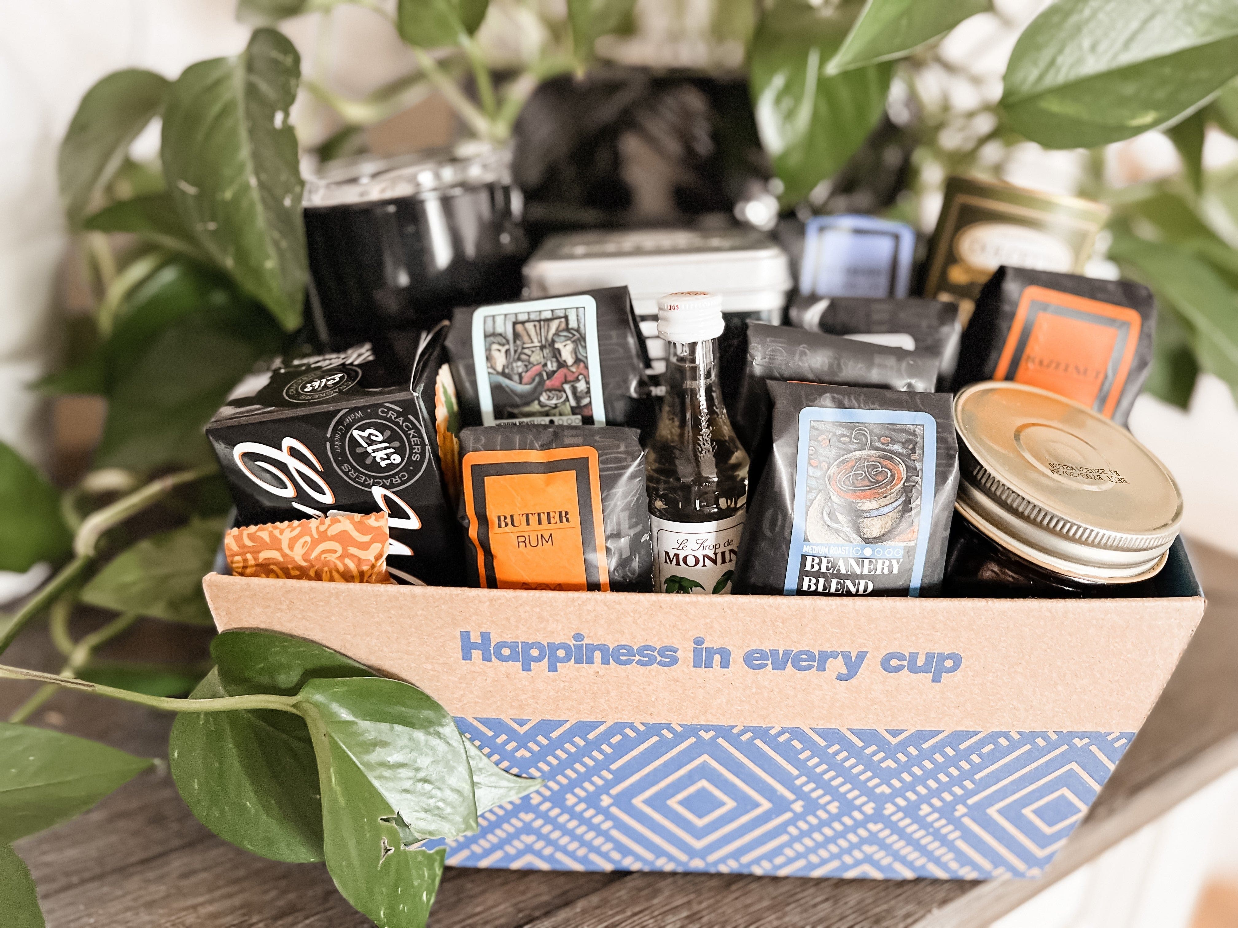 Gourmet Favorites Gift Basket - Image 5