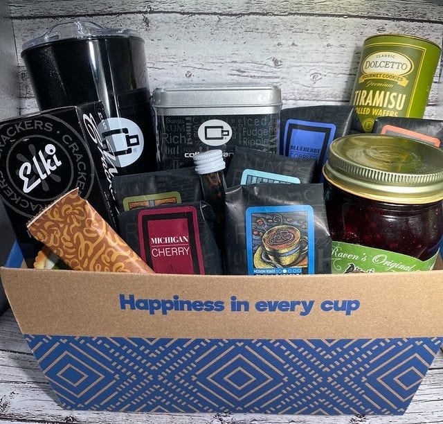 Gourmet Favorites Gift Basket - Image 7
