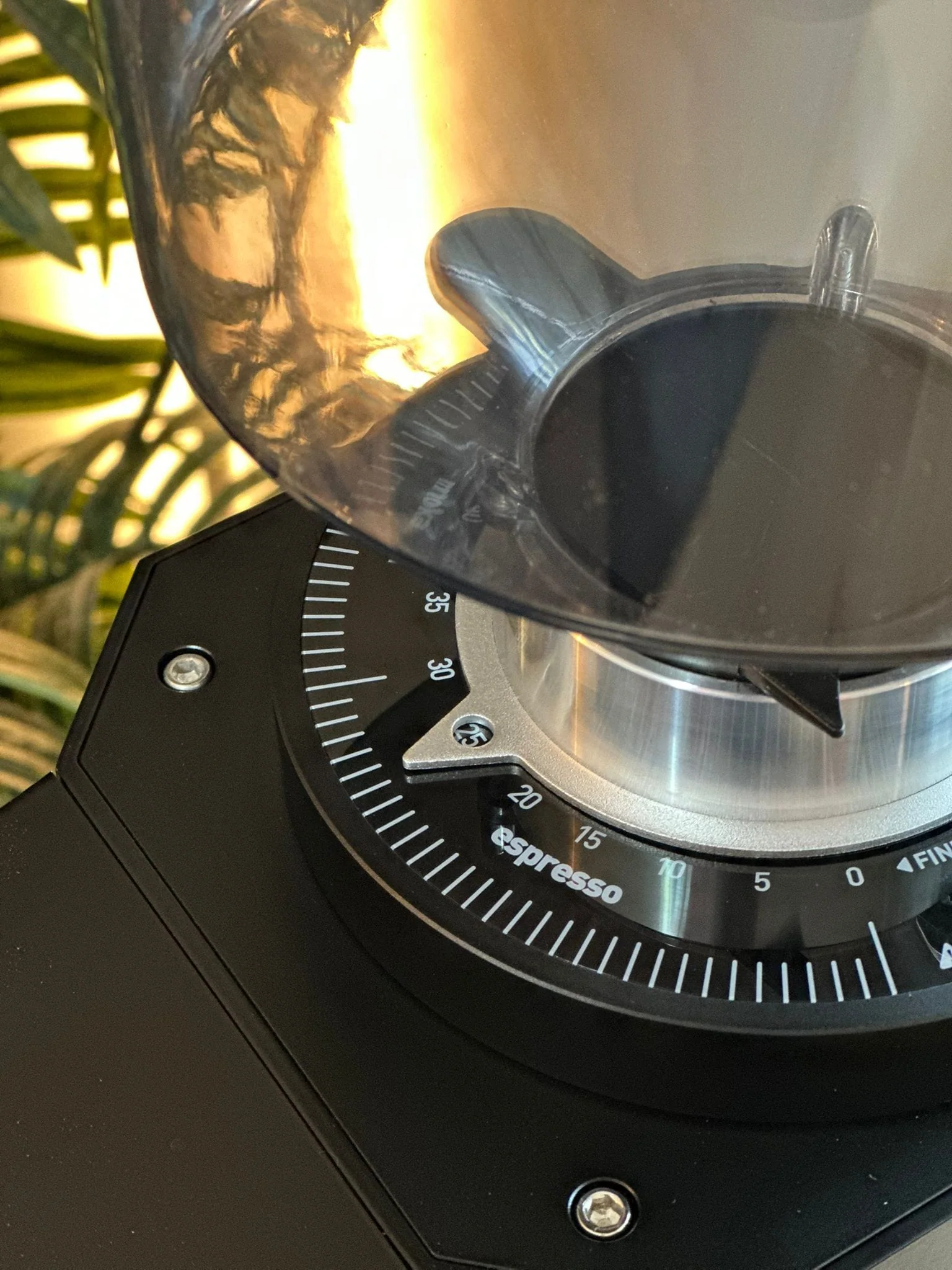 Turin ZF83 Commercial Espresso Grinder - Image 47