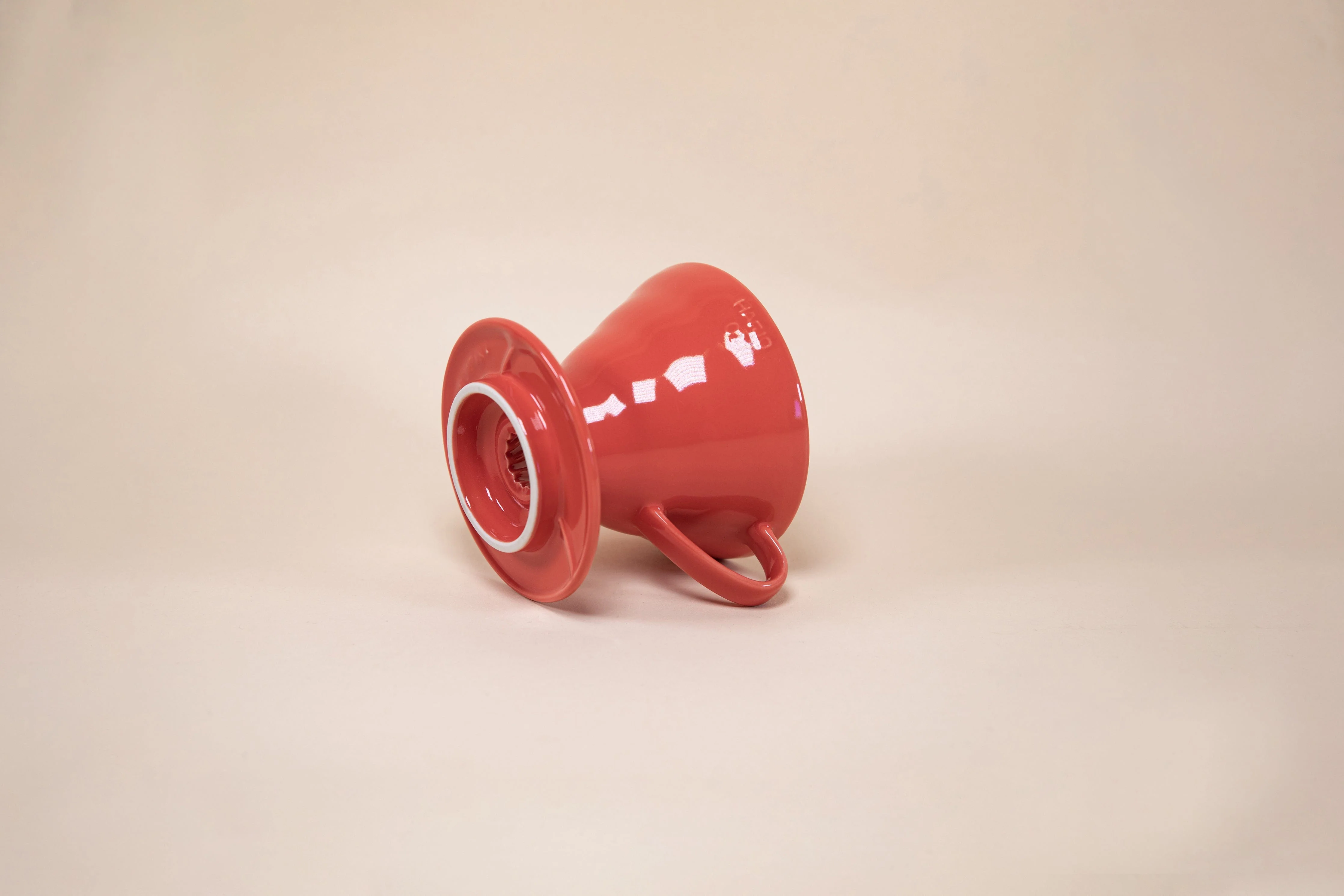 V60 Ceramic Coffee Dripper 02 Classic Colors - Image 4