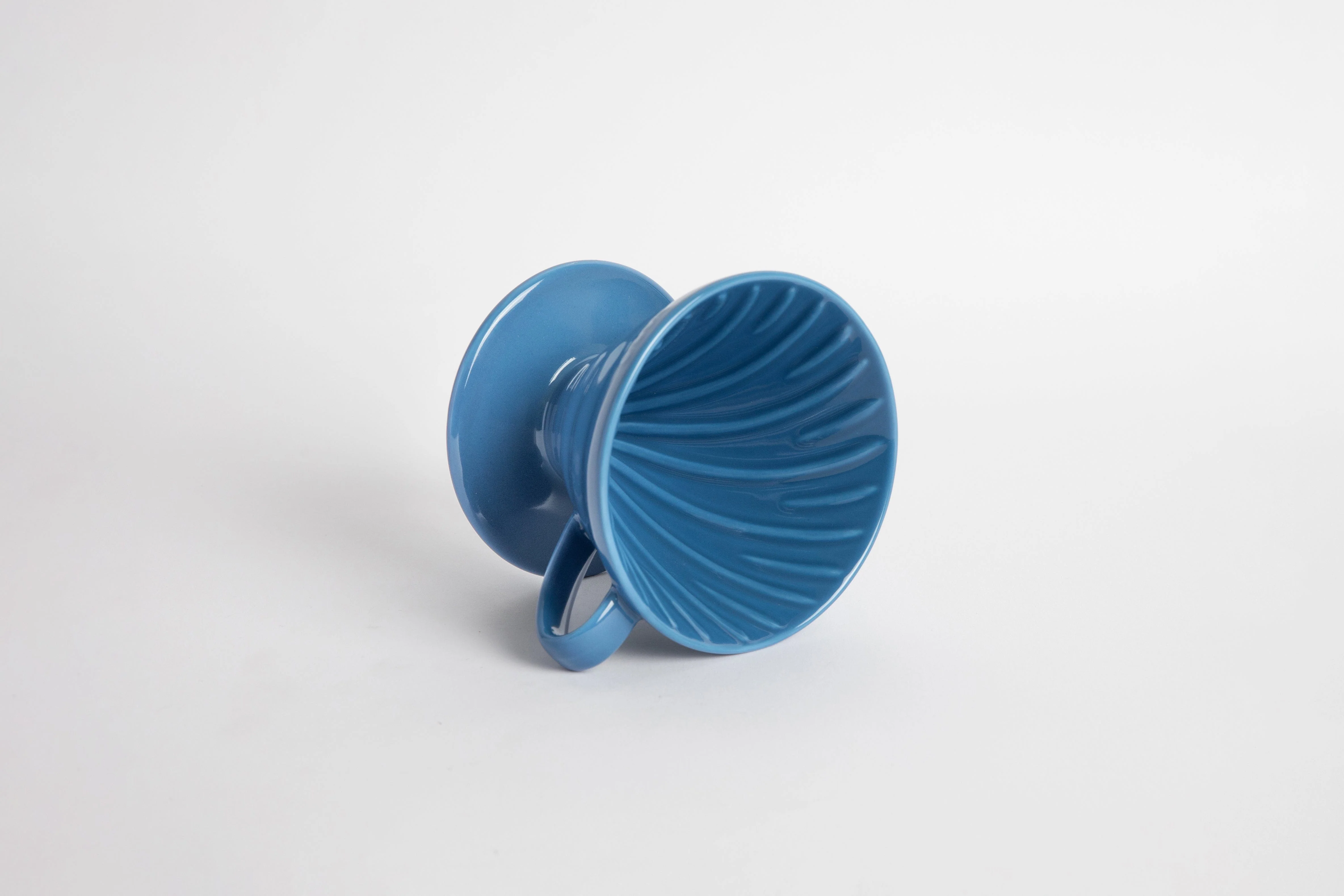 V60 Ceramic Coffee Dripper 02 New Colors - Image 11